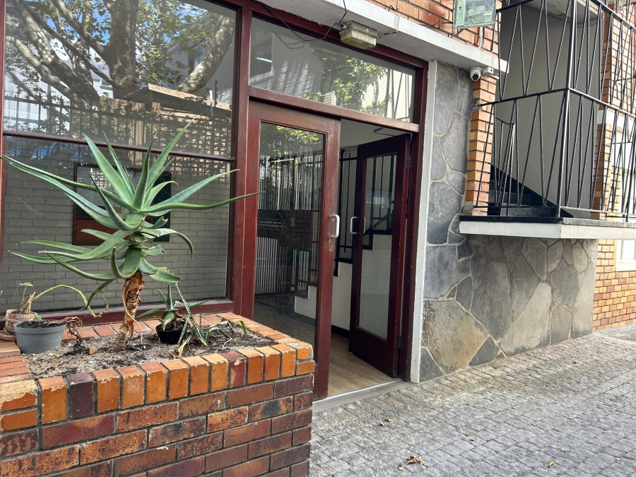 2 Bedroom Property for Sale in Cape Town City Centre Western Cape